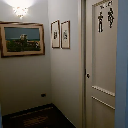 Daire Onoratocinque House